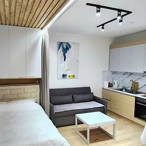  Apartment Avalona 1